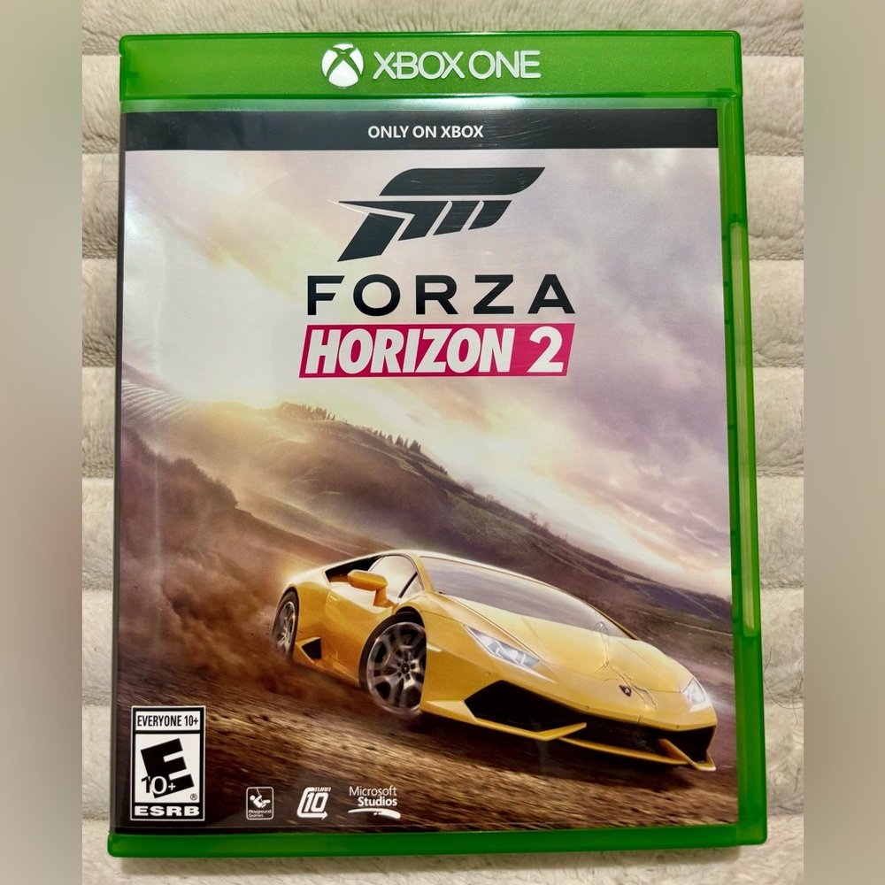Microsoft Forza Motorsport Xbox One Game - Green and Black Case🚦